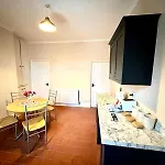 Cozy King Size Room In Shared House 4