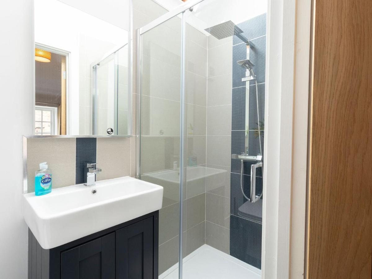 Beautifully Renovated 1880s Coach House With Hot Tub, On Edge Of Peak District Chesterfield