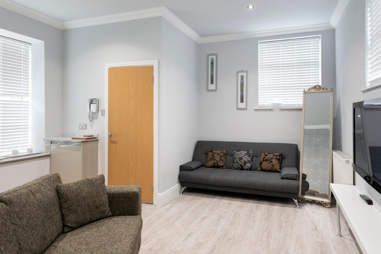 Hotel Ringwood Hall & 4*