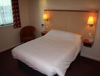 Hotel Days - Tibshelf