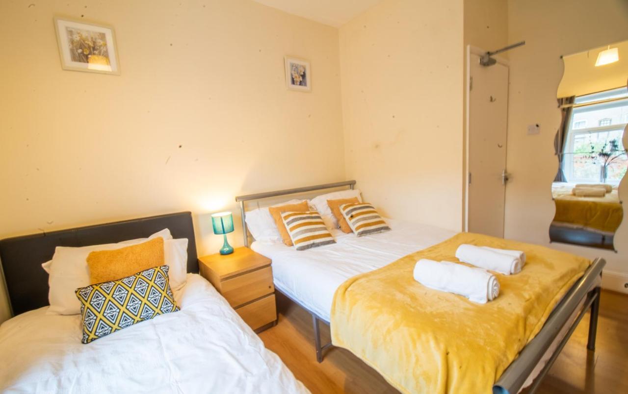 West Lea House Guest house Chesterfield