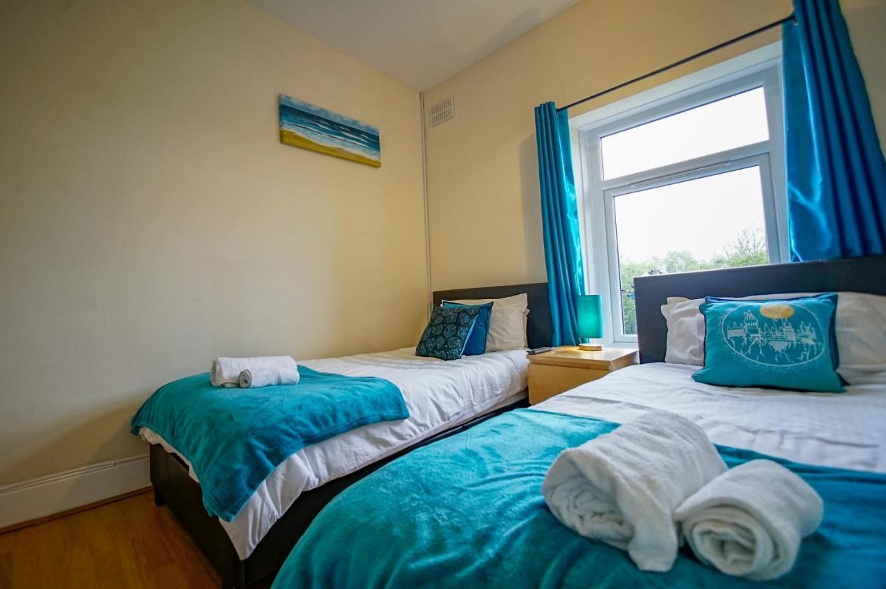West Lea House Guest house