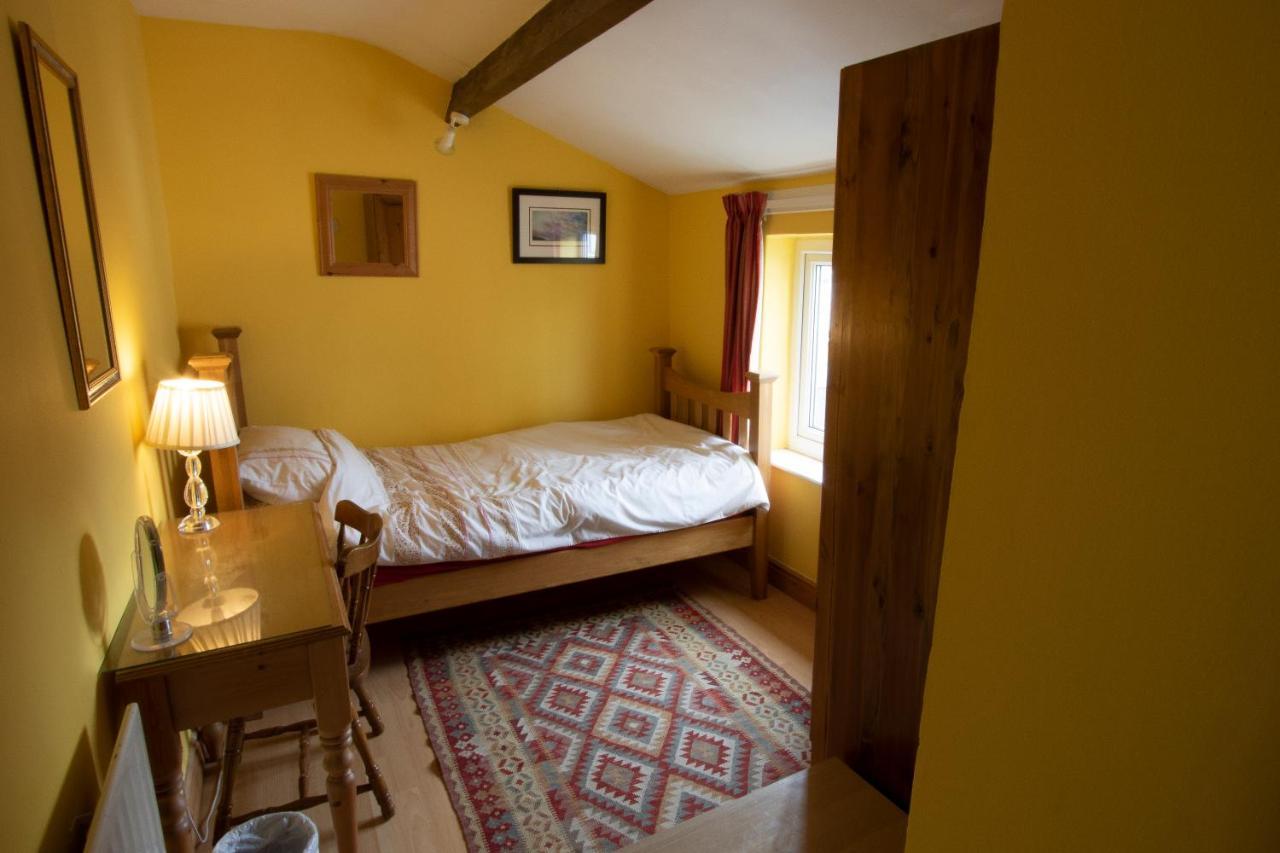 The Pottery Flat Three Star Gold Apartment *