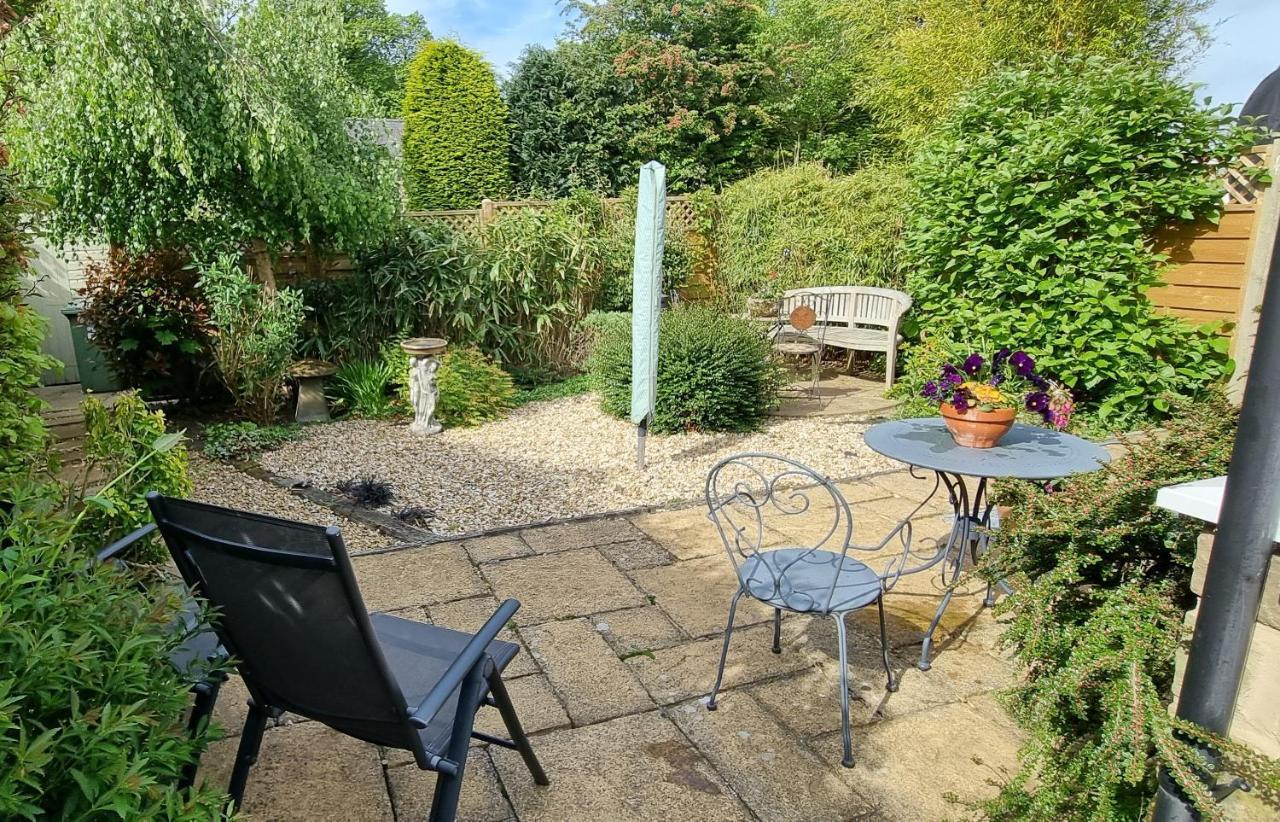 Holiday home Garden - Ashover Village Near Matlock Chesterfield