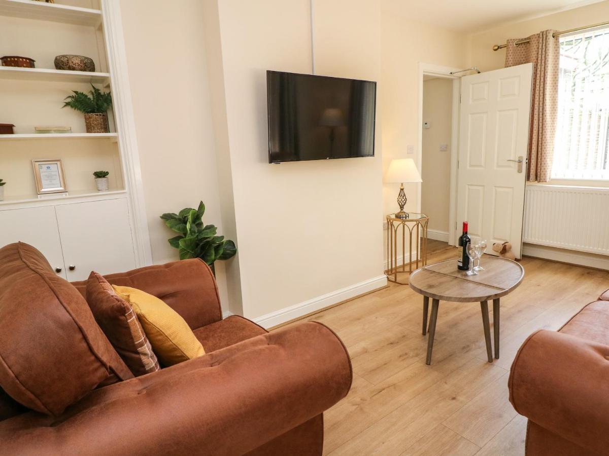 Holiday home Cedar Holme Chesterfield