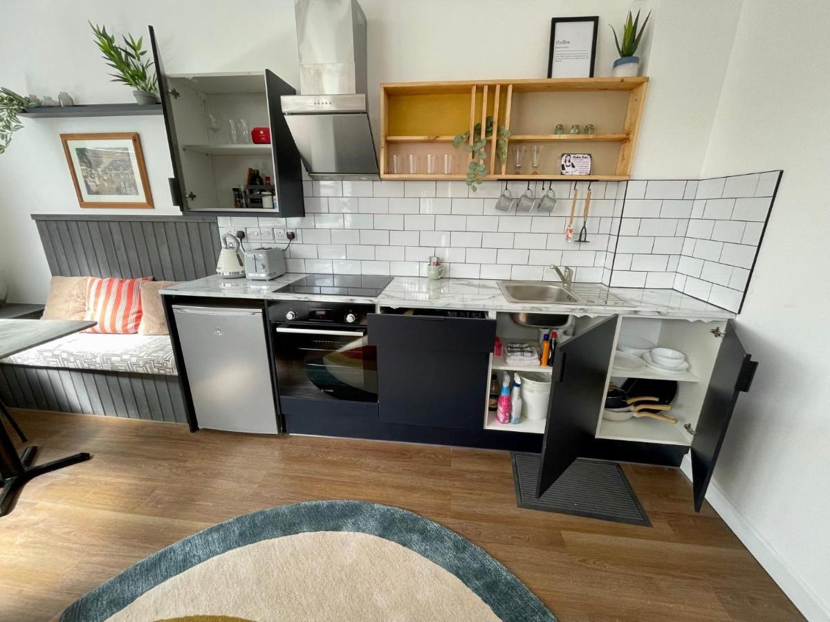 Apartment The Dance School - 1 And 2 Bedroom In The Heart Of Chesterfield