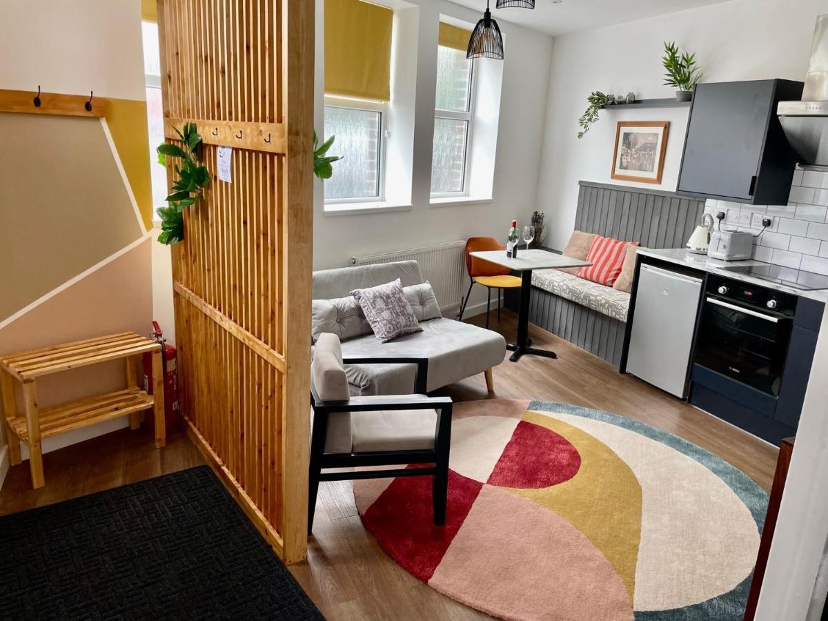 The Dance School - 1 And 2 Bedroom In The Heart Of Apartment *