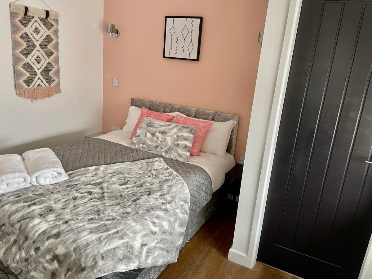 The Dance School - 1 And 2 Bedroom In The Heart Of Apartment *