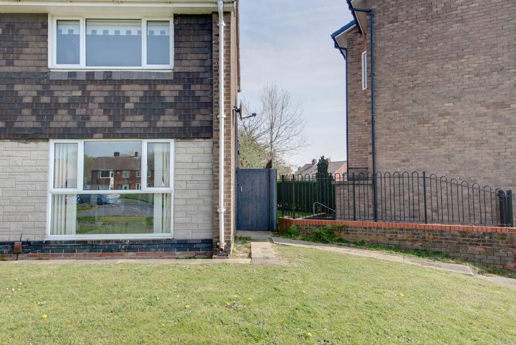 The Long Hall 2 Bed Ground Floor Annexed - Sleeps 6 * Chesterfield