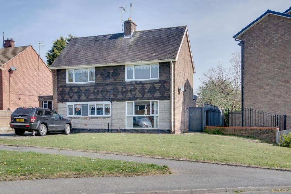 The Long Hall 2 Bed Ground Floor Annexed - Sleeps 6 Apartment *