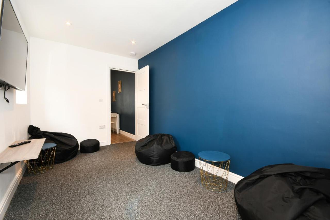 Morden House Close To Centre & The Peaks * Chesterfield