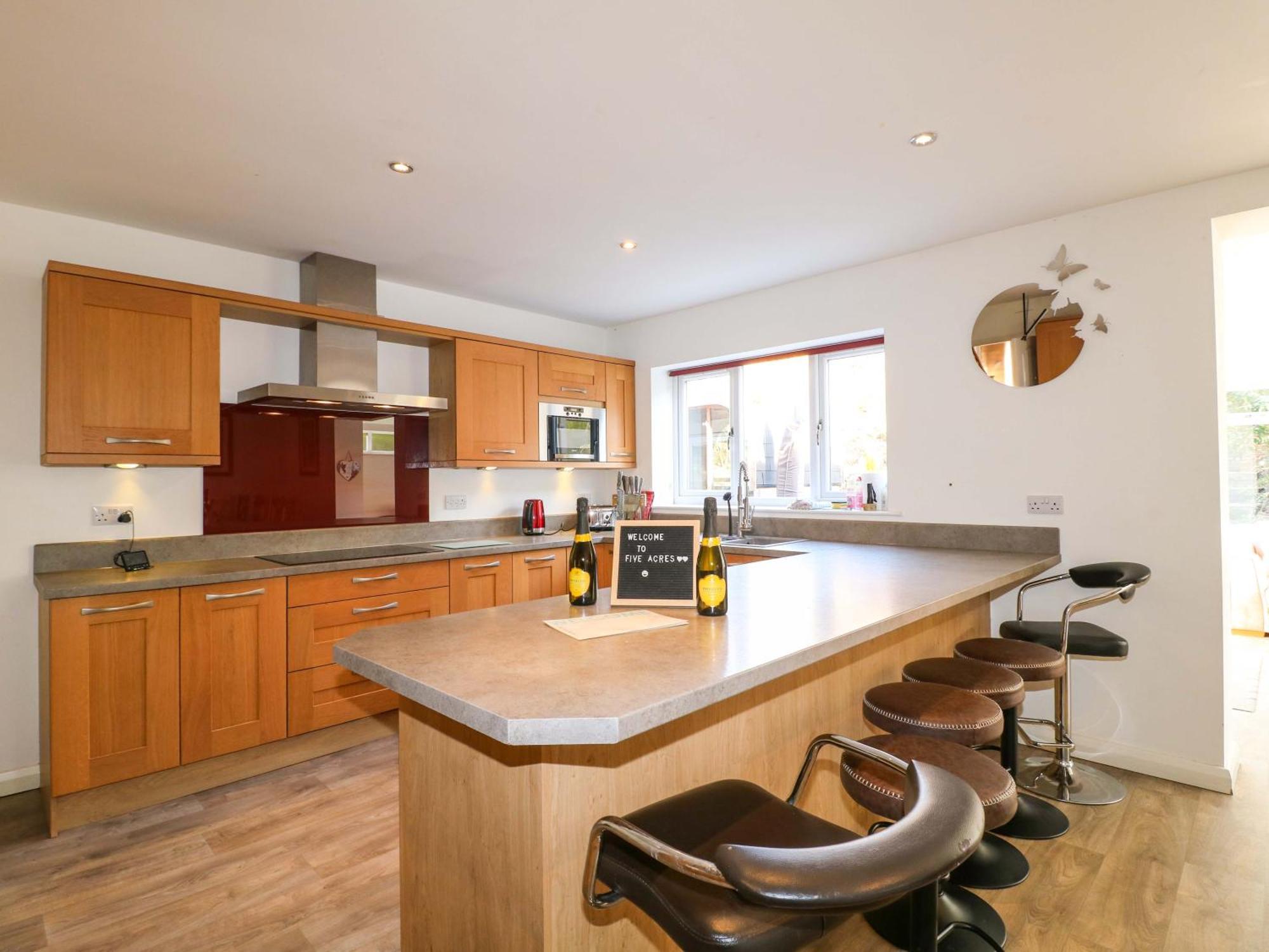 Five Acres Chesterfield