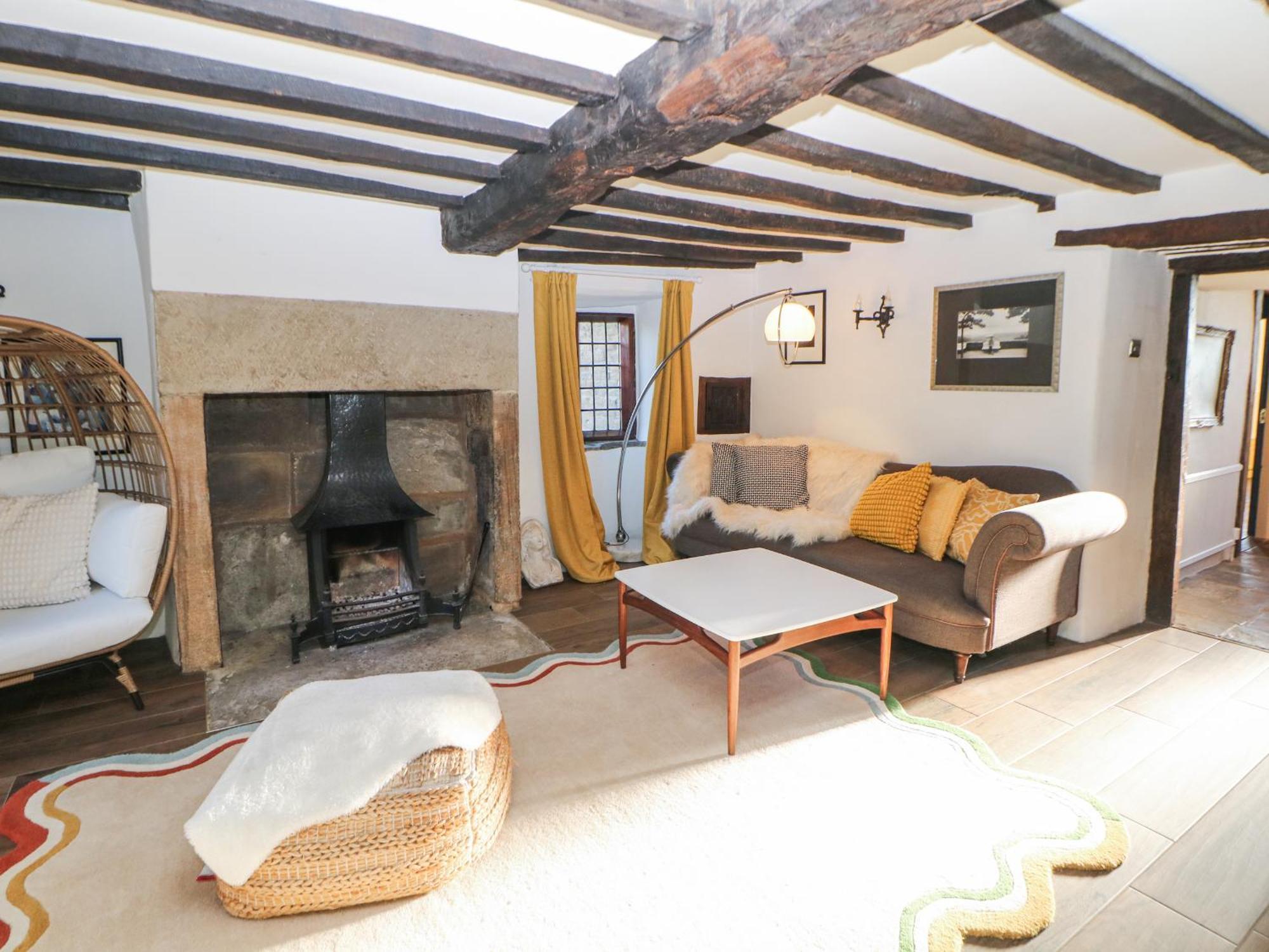 Old Manor House Chesterfield