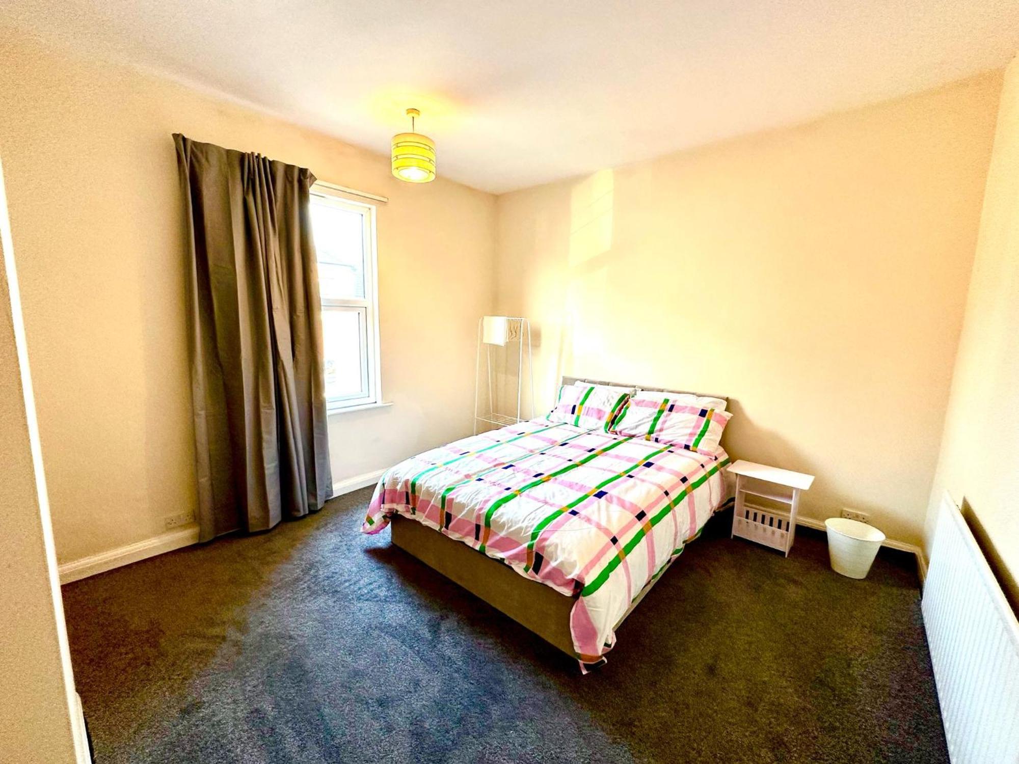 Luxury Spacious 4br
