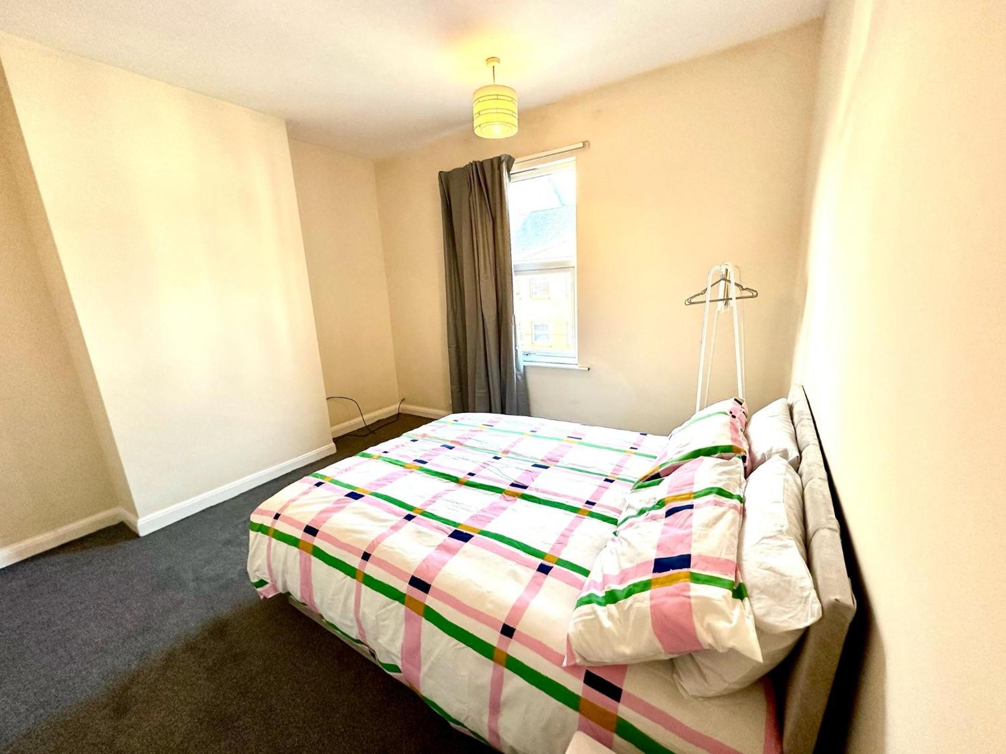 Luxury Spacious 4br Holiday home