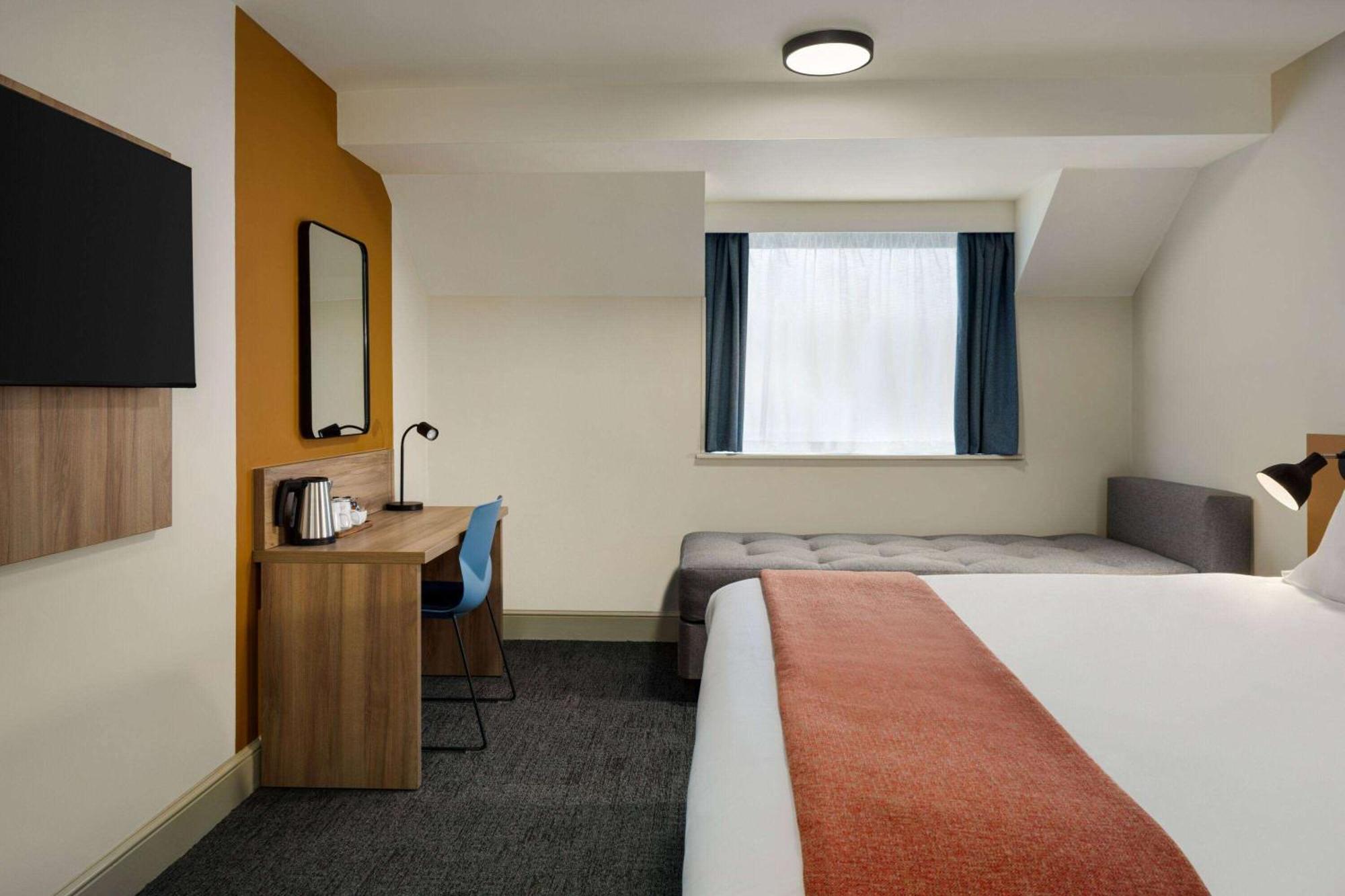 Hotel Days - Tibshelf Chesterfield