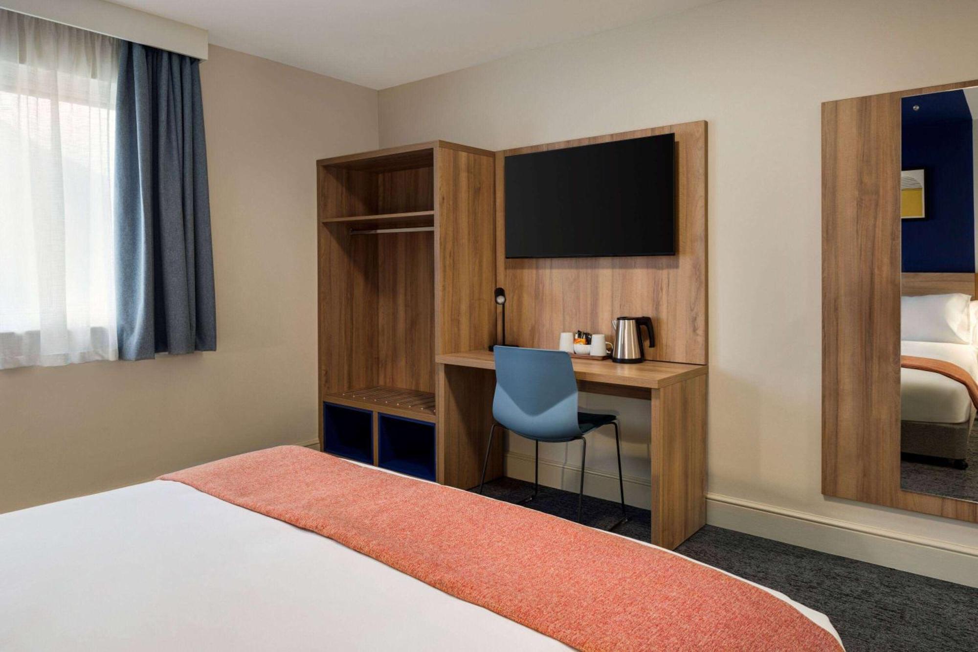 Hotel Days - Tibshelf Chesterfield