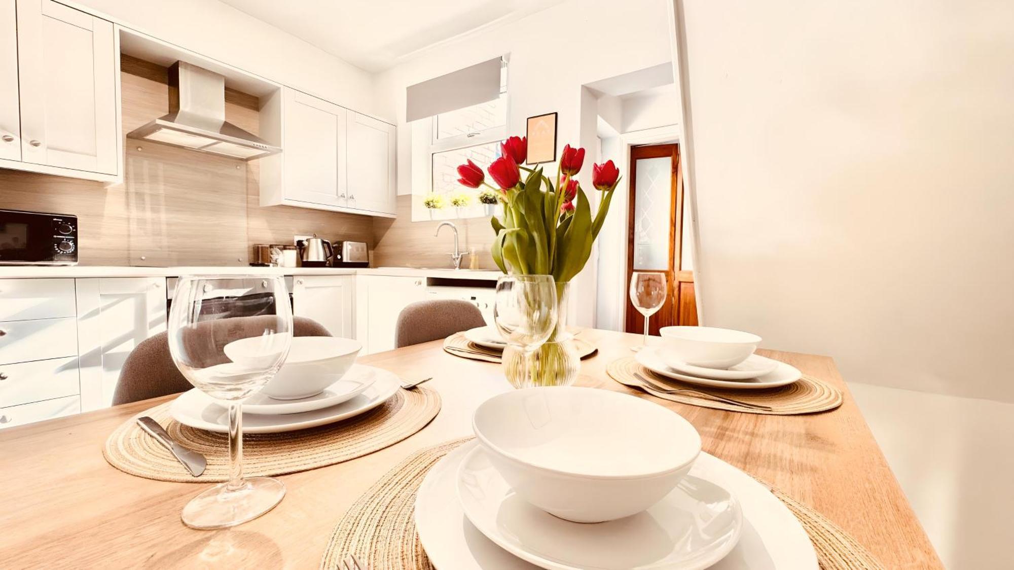 Chatsworth Terrace - Centre And Peak District Holiday home *