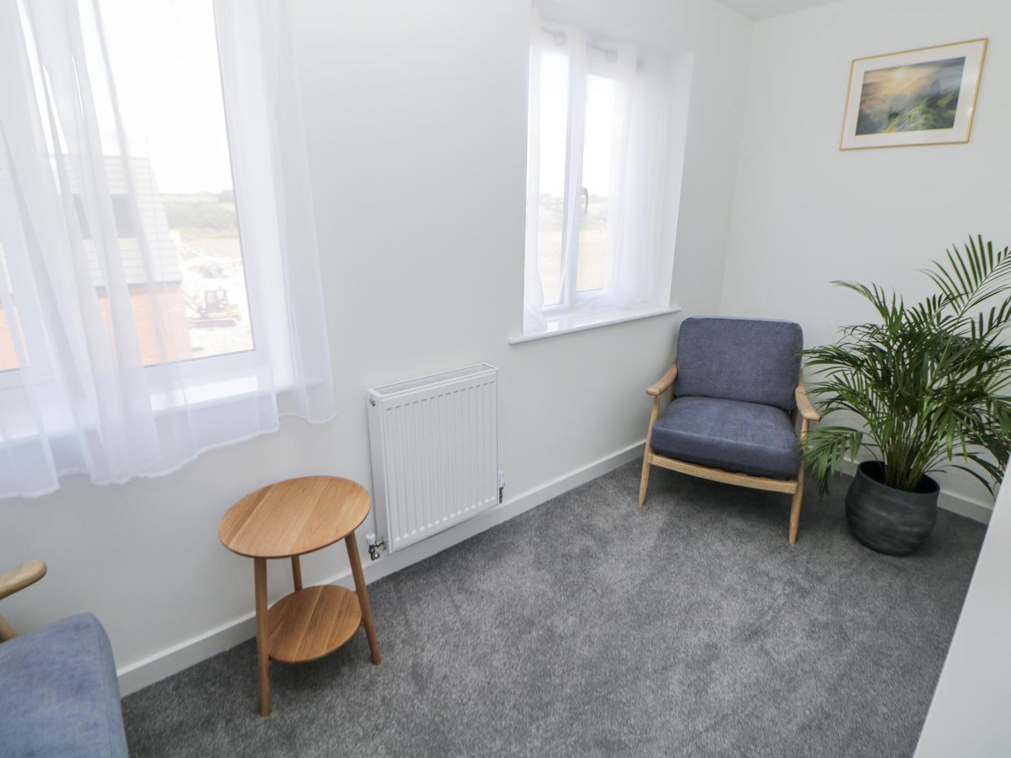 Peak Avenue Retreat * Chesterfield