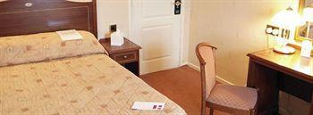 The 3* Chesterfield