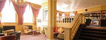 The 3* Chesterfield