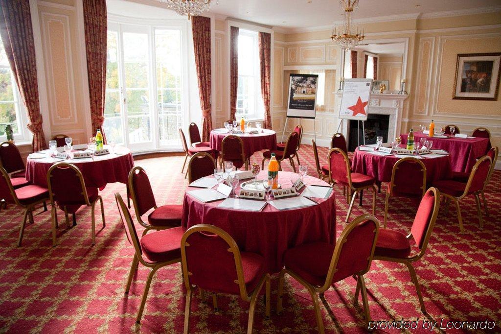 Ringwood Hall & Hotel 4*