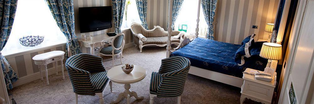 Ringwood Hall & Hotel 4*