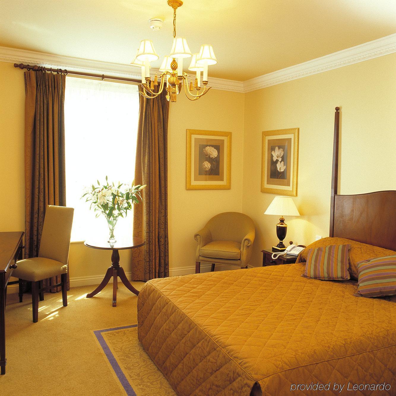 Ringwood Hall & Hotel