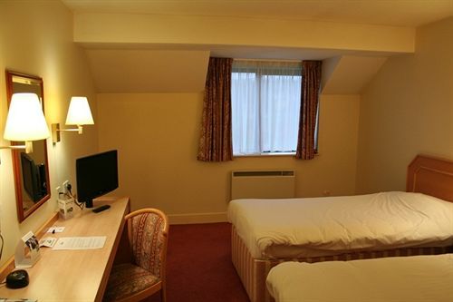 Days - Tibshelf Hotel