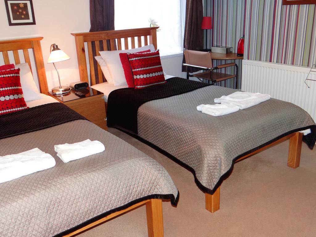 Anis Louise 4* Chesterfield