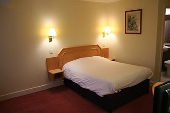 Days - Tibshelf Hotel 3*