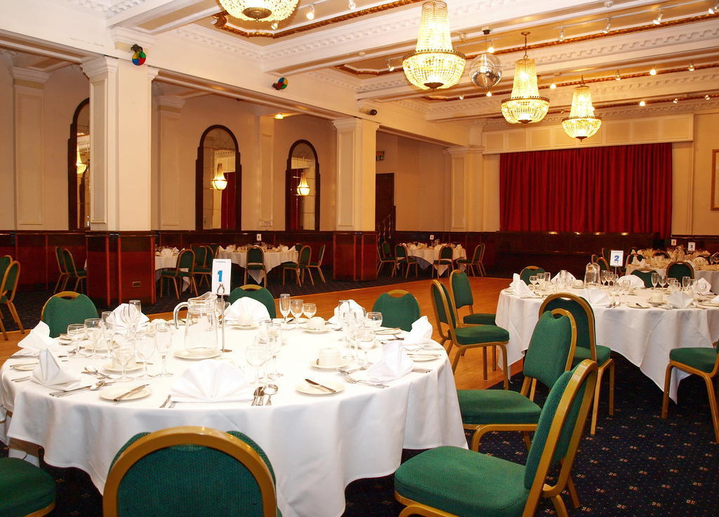 Hotel The 3*