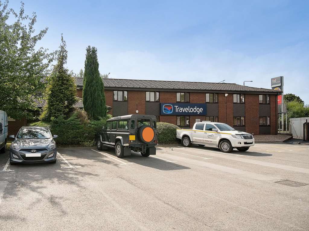 Travelodge 3* Chesterfield
