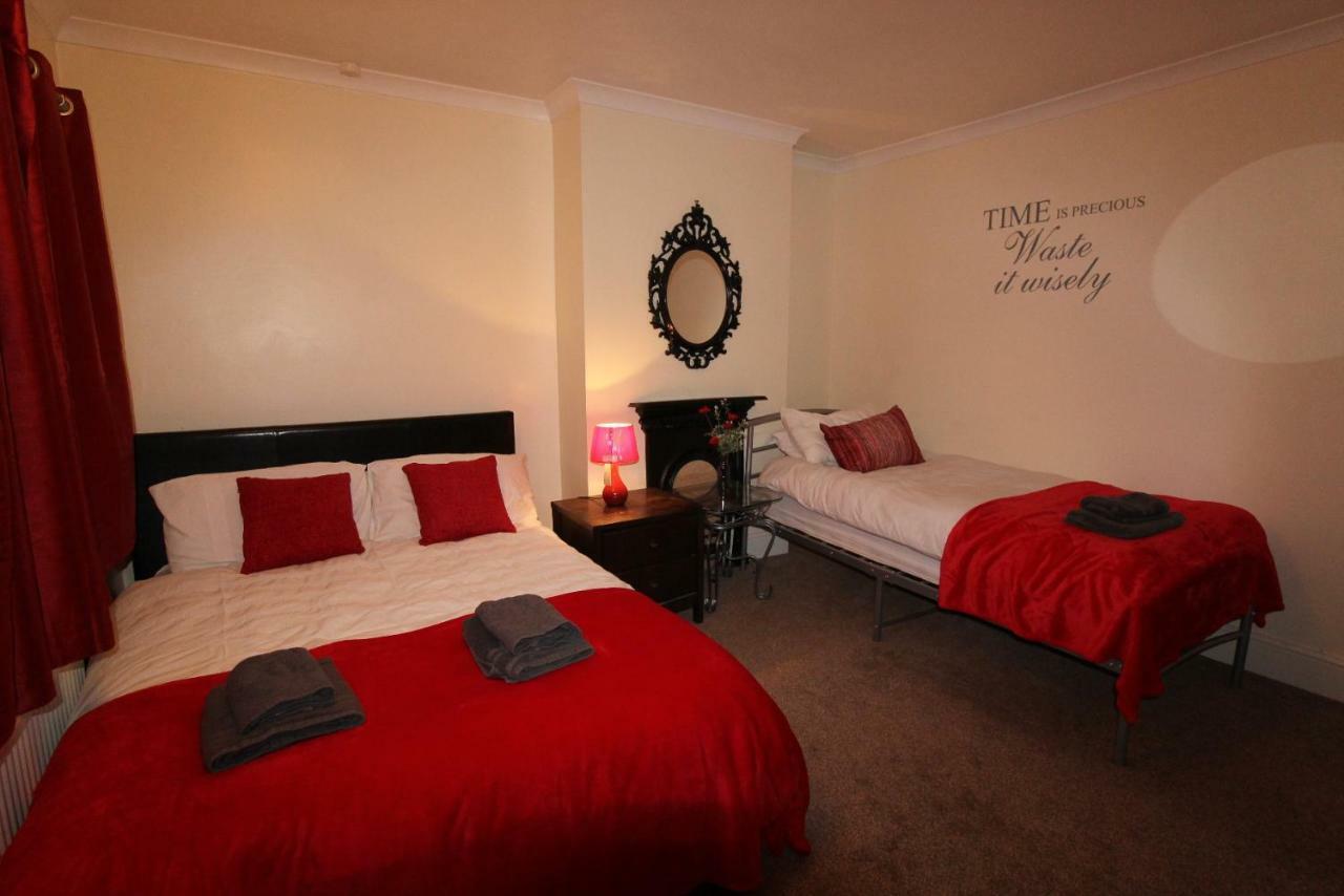Dryden House Chesterfield