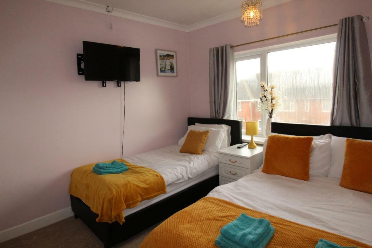 Dryden House Holiday home