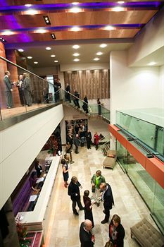 Casa 4*