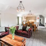The Loft At The George