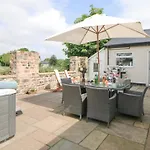 Moor Farm Cottage