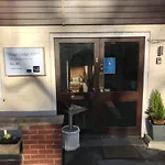 Flags Lodge - Not Open