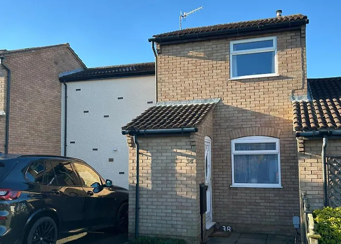 Peak District - 2 Beds - Sleeps 4 - Pet Friendly