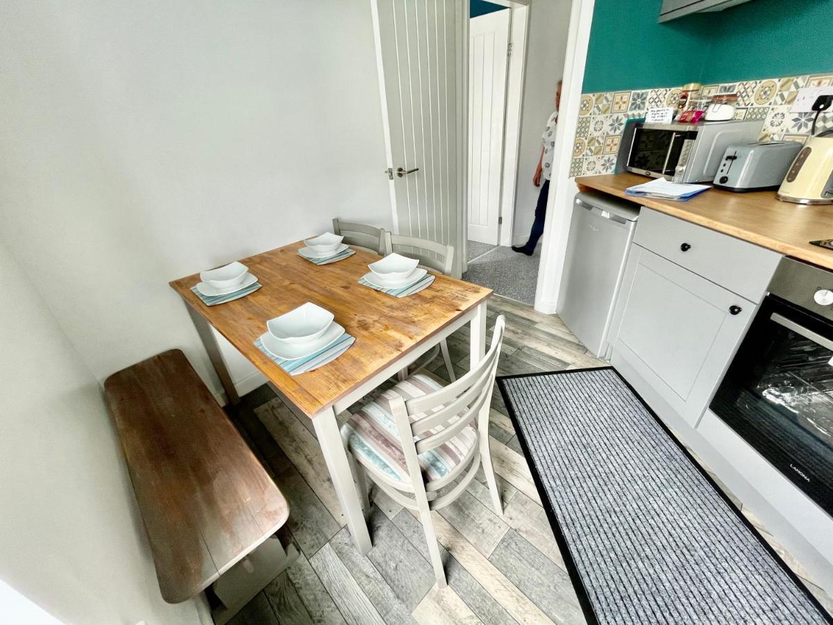 Apartment The Corner House - Modern Town Centre *