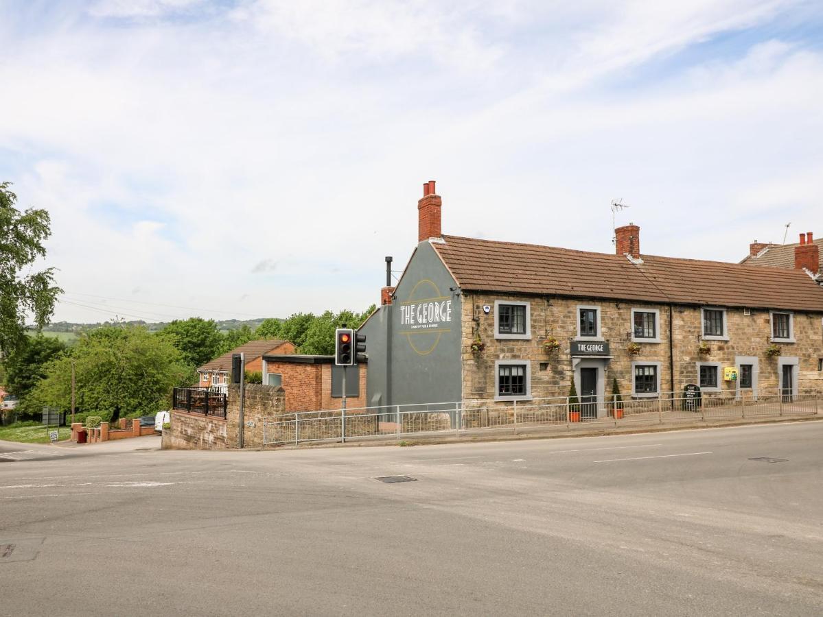 The Loft At The George * Chesterfield