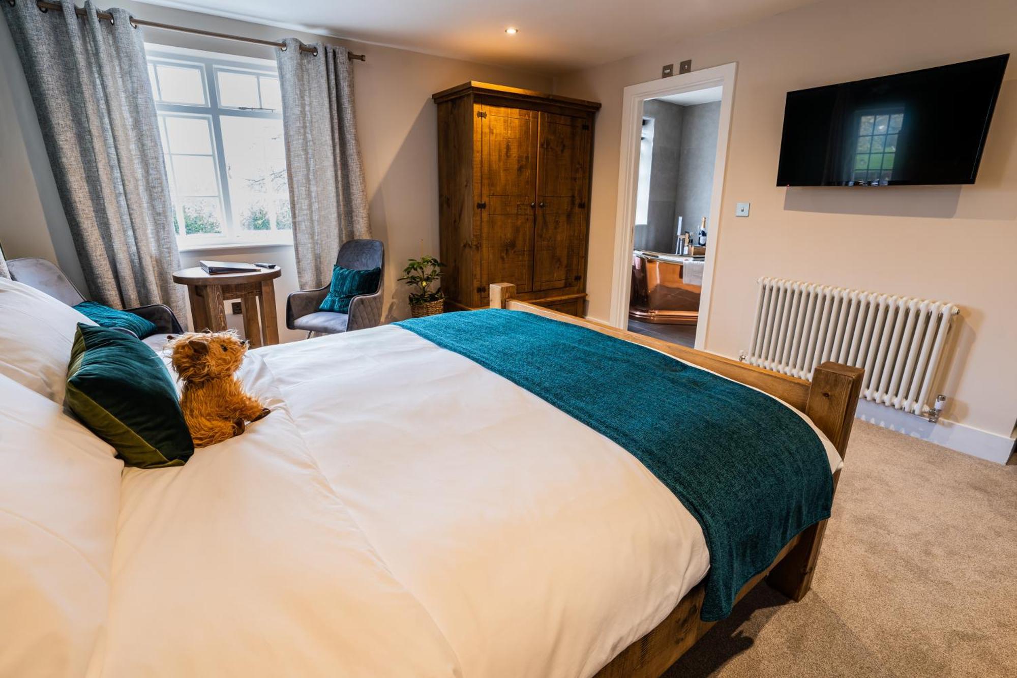 Bulls Head - Holymoorside Inn