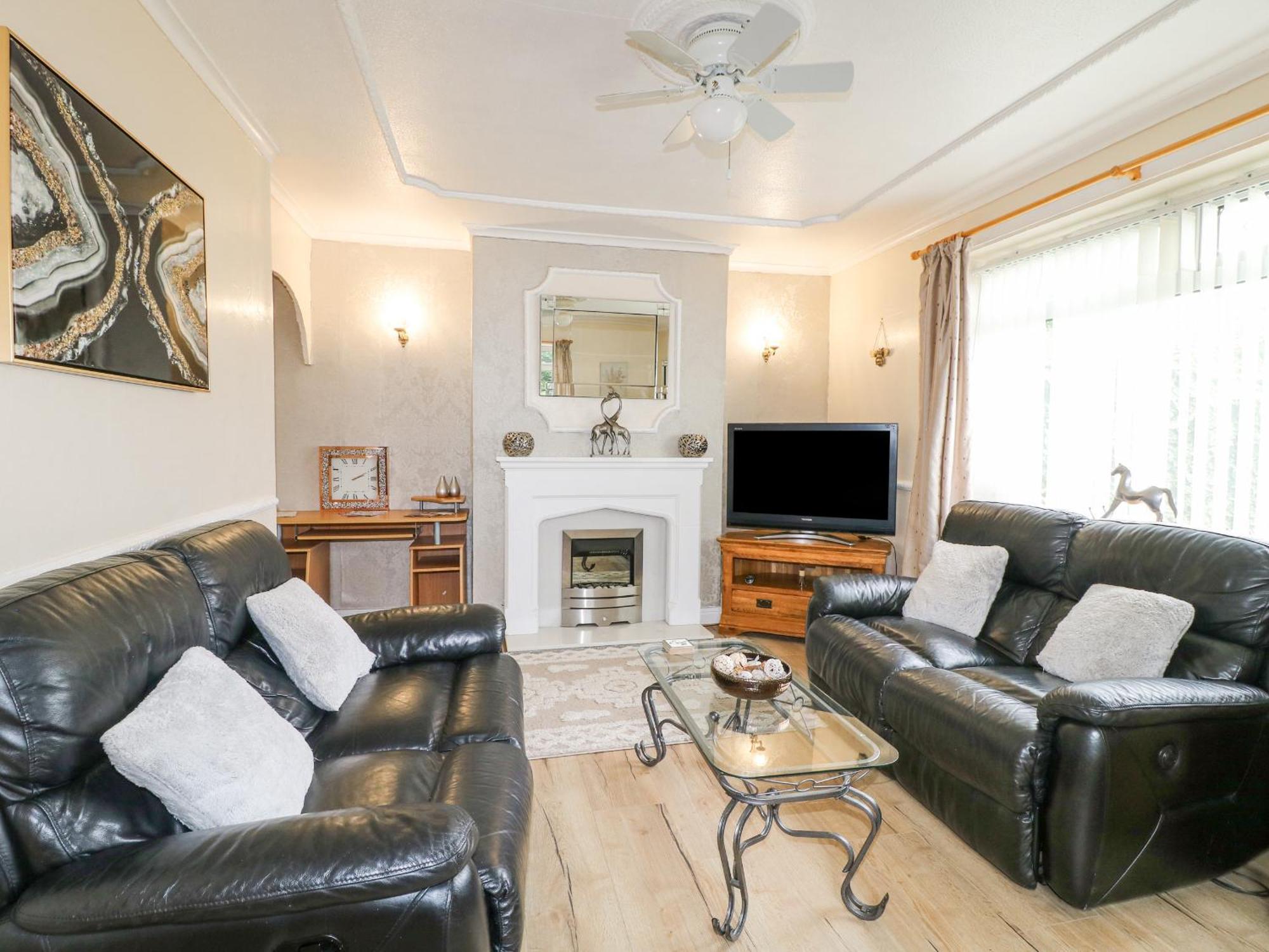 Holiday home Cedar *