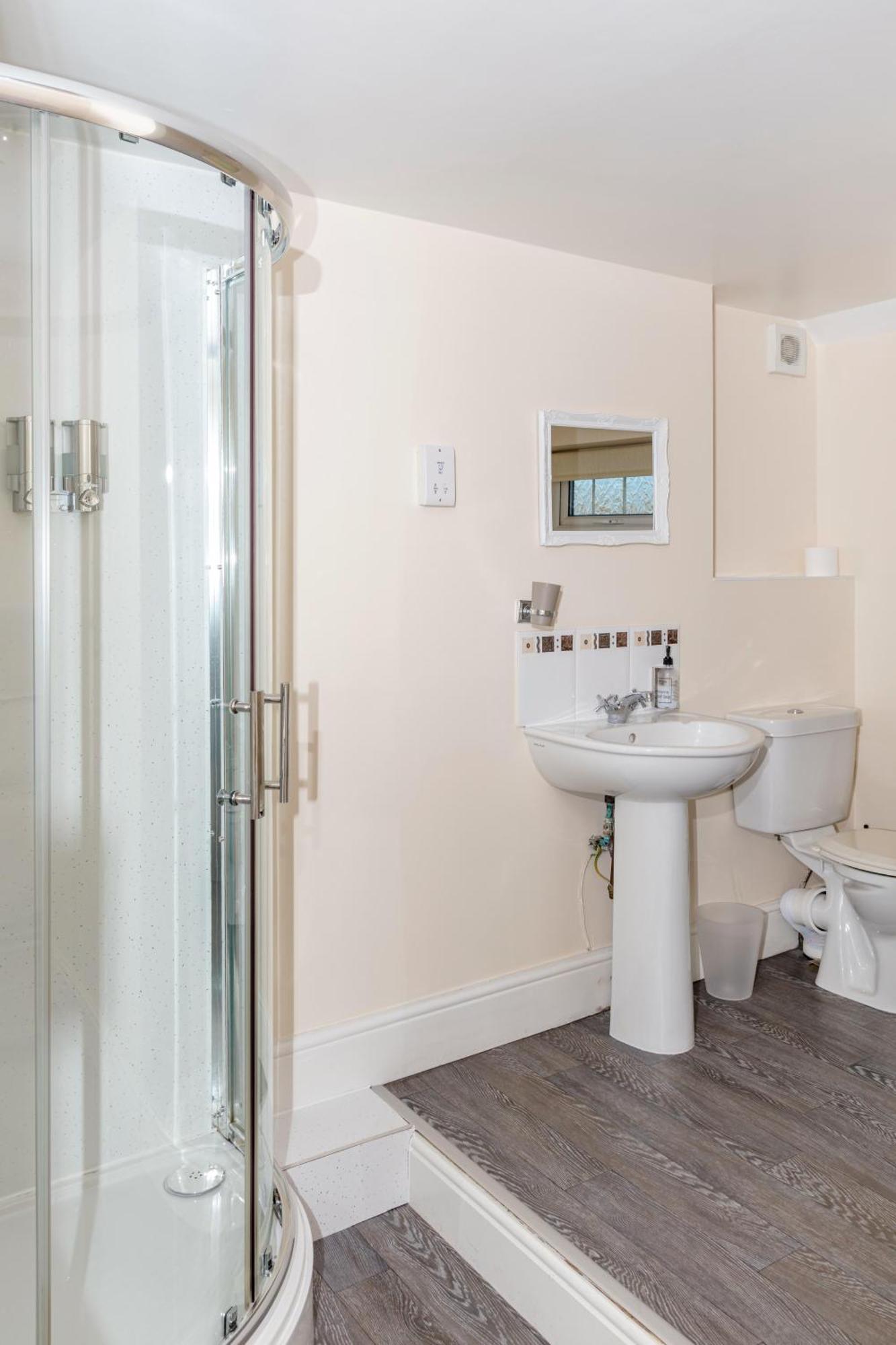 Whitton Bed & Breakfast 4*