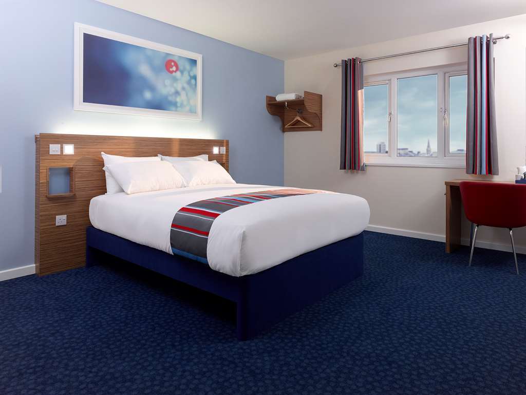 Travelodge 3* Chesterfield