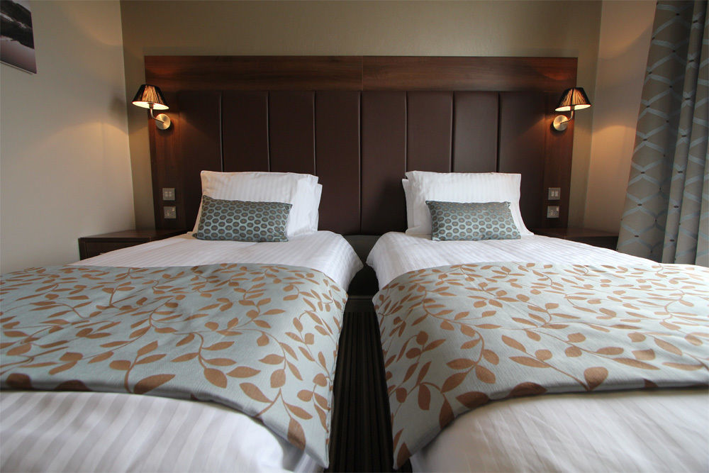 Twin Oaks Hotel Chesterfield