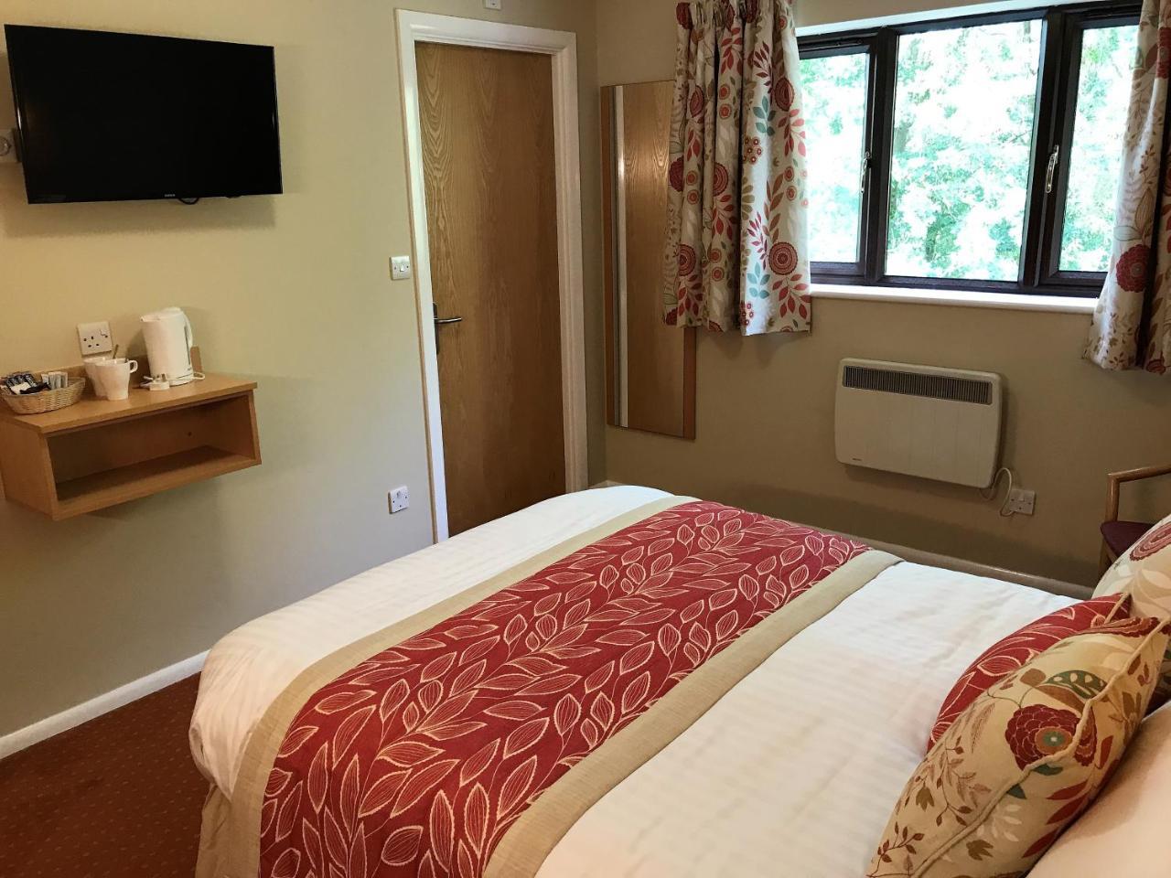 The Sandpiper Hotel; Sure Collection By Western Hotel Chesterfield