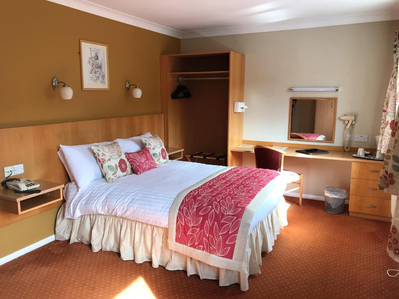 Hotel The Sandpiper Hotel; Sure Collection By Western 3*