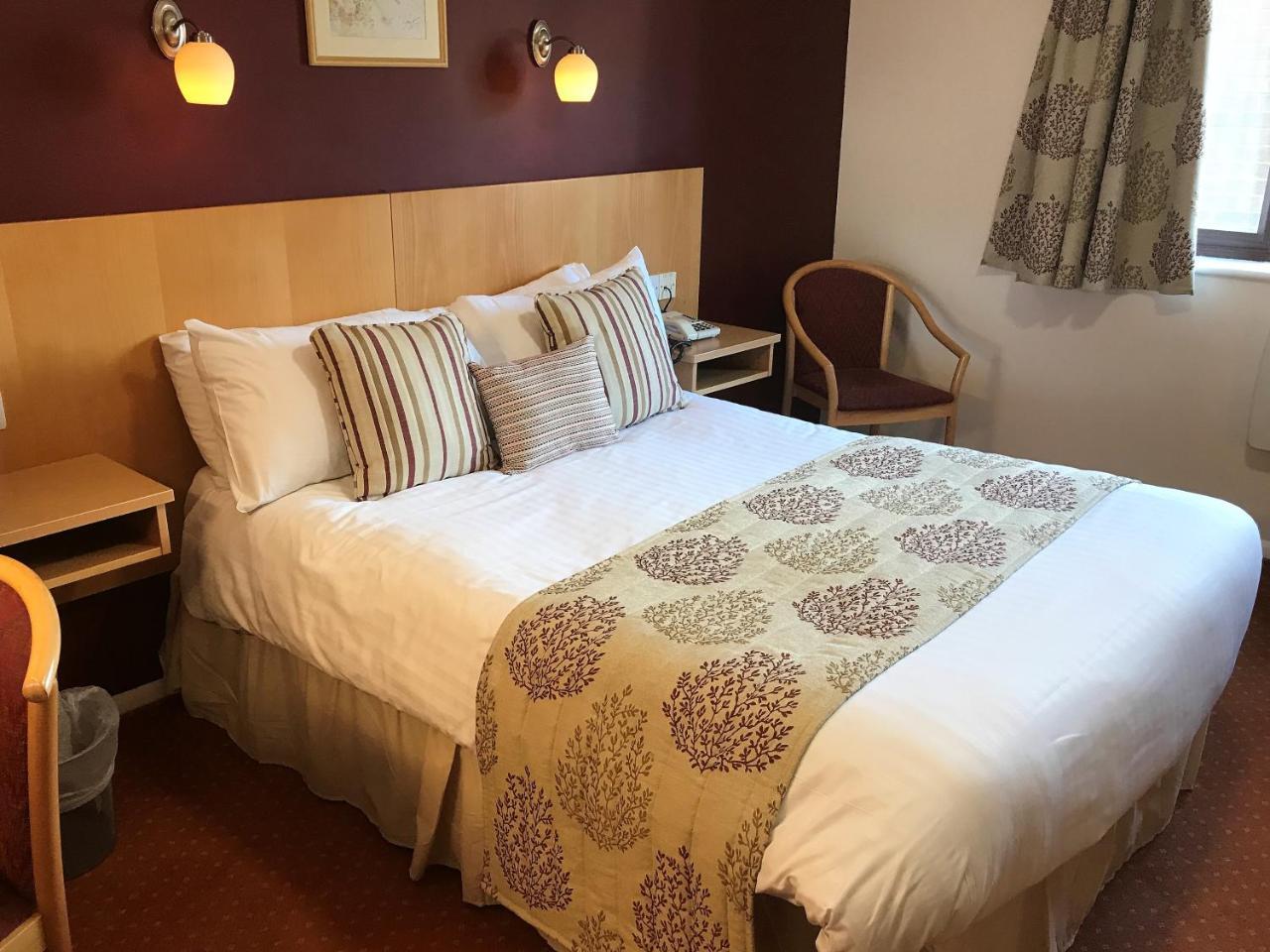 The Sandpiper Hotel; Sure Collection By Western